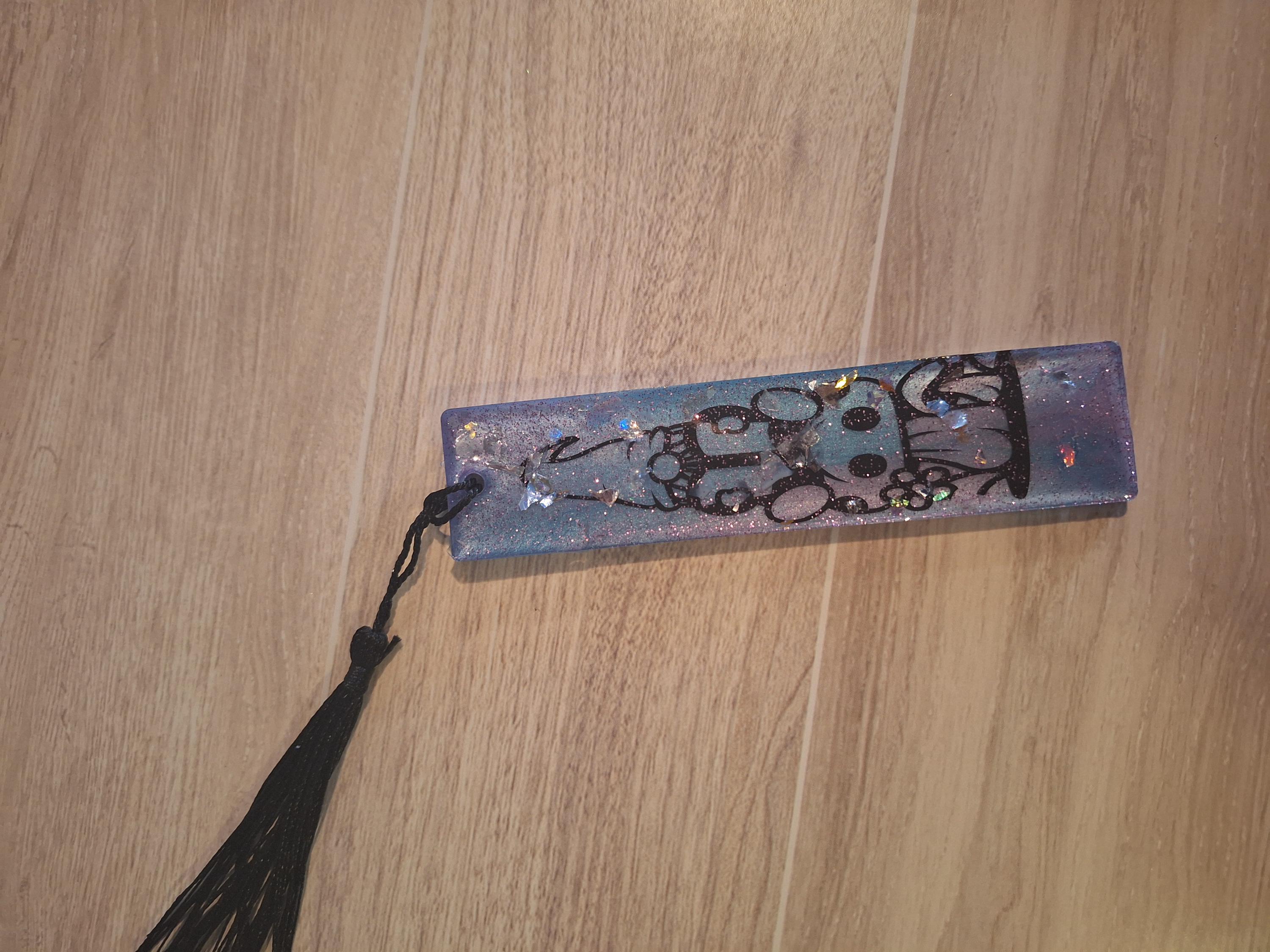 Handcrafted Epoxy Resin Bookmark | Personalized Custom Name Bookmark | Floral & Elegant Reading Gift | Custom Color Tassel Bookmark for Book Lovers