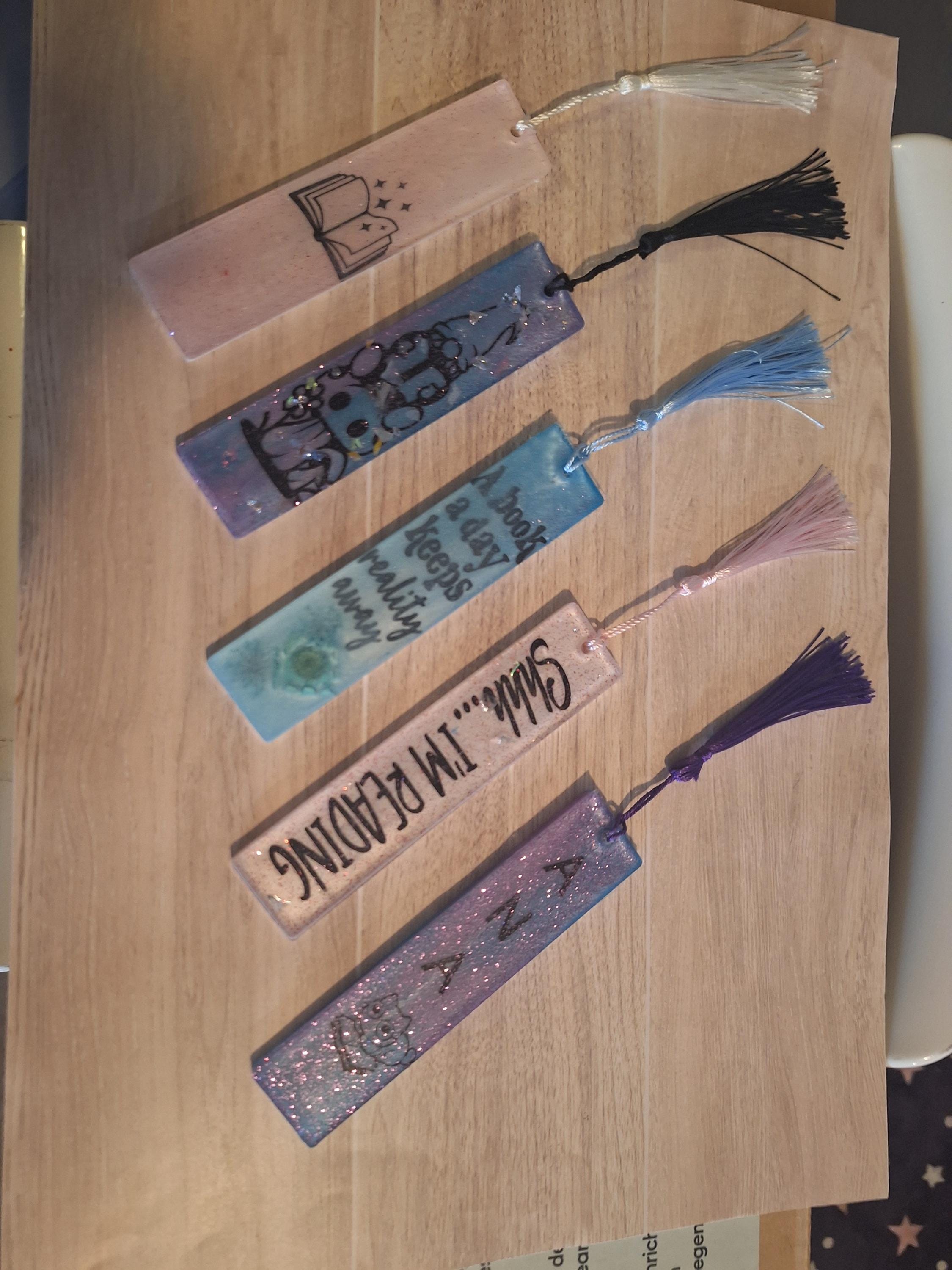 Handcrafted Epoxy Resin Bookmark | Personalized Custom Name Bookmark | Floral & Elegant Reading Gift | Custom Color Tassel Bookmark for Book Lovers
